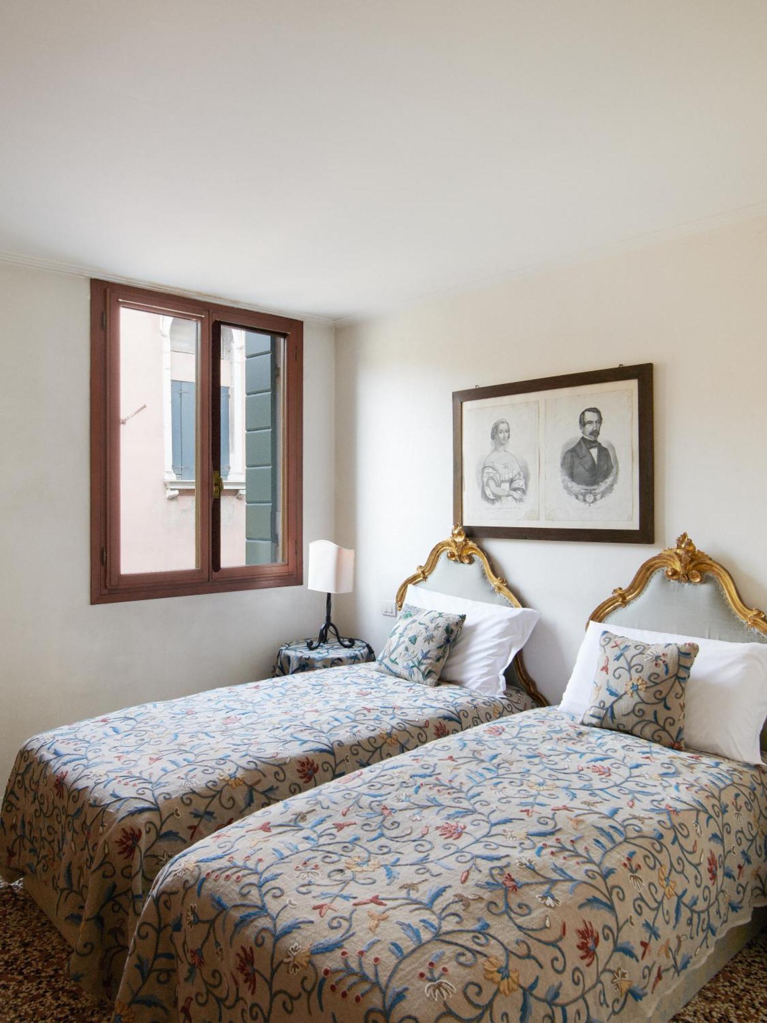 Palazzo Contarini Della Porta Di Ferro Aparthotel Venetië Buitenkant foto